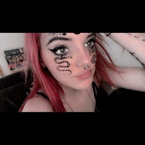 Meet your Posher, Macy